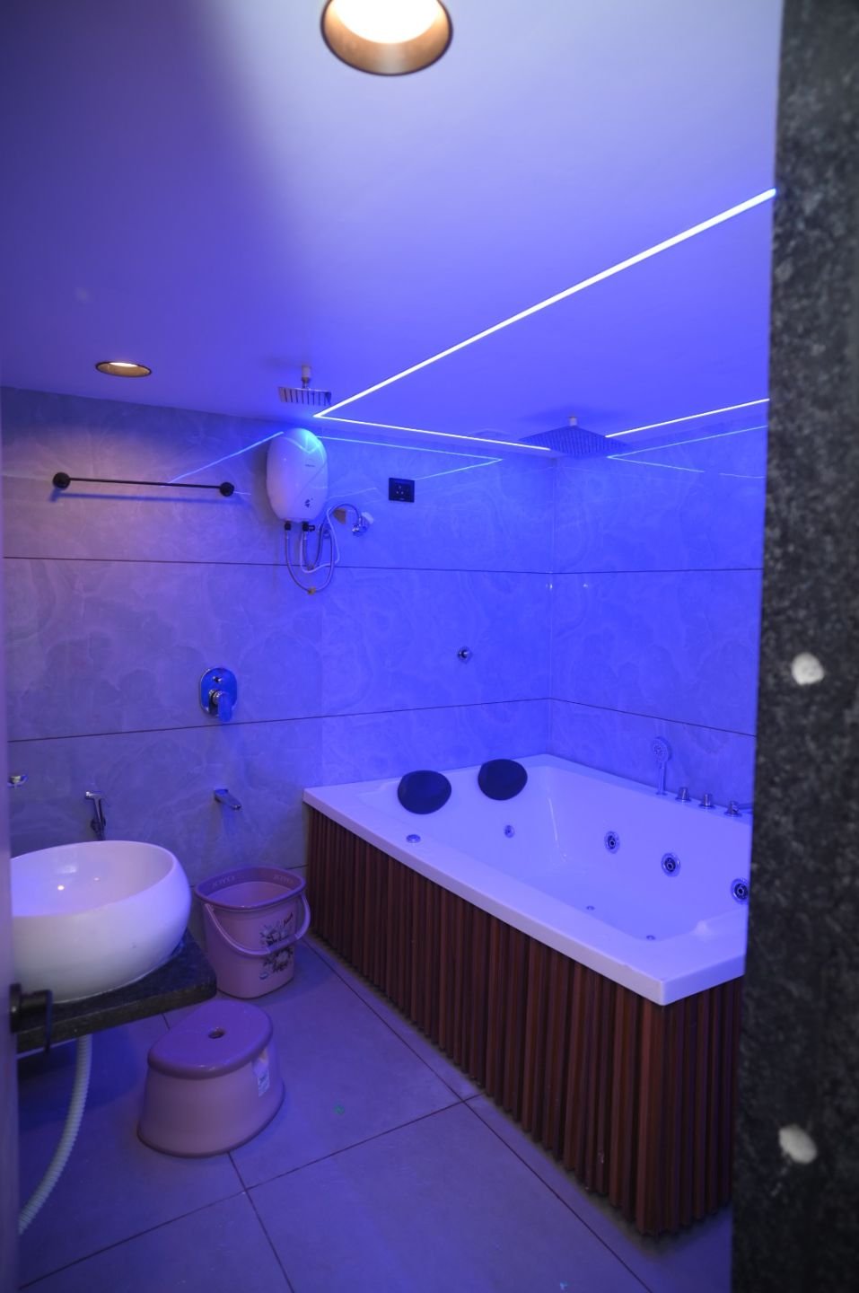 Deluxe with Jacuzzi